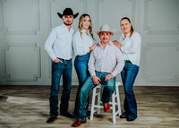 Sabina Espinoza & Familia // 2025